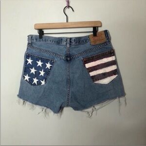 CLOSET CLOSING!Make offer! Levi’s 505 Denim Cut Off Shorts American Flag